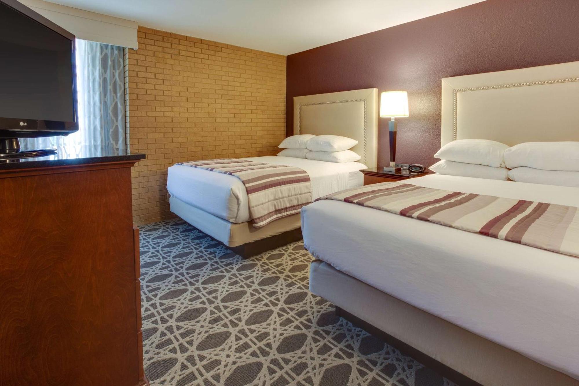 Drury Inn & Suites Louisville East Dış mekan fotoğraf